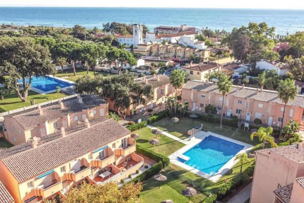 Peaceful Townhouse In Costabella Apartment Marbella