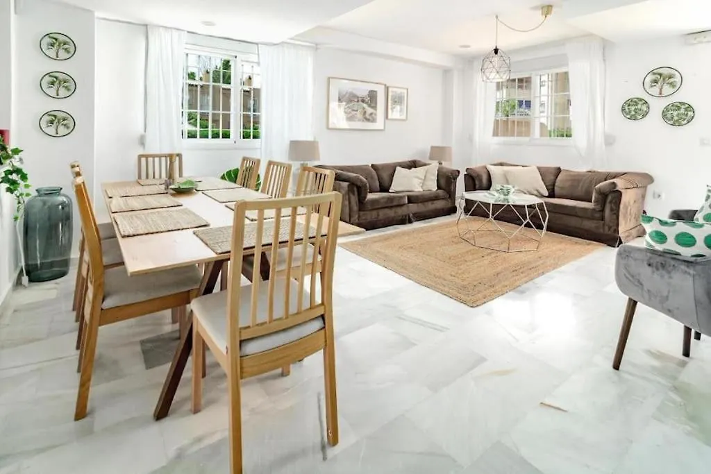 马尔韦利亚Peaceful Townhouse In Costabella公寓 马尔韦利亚